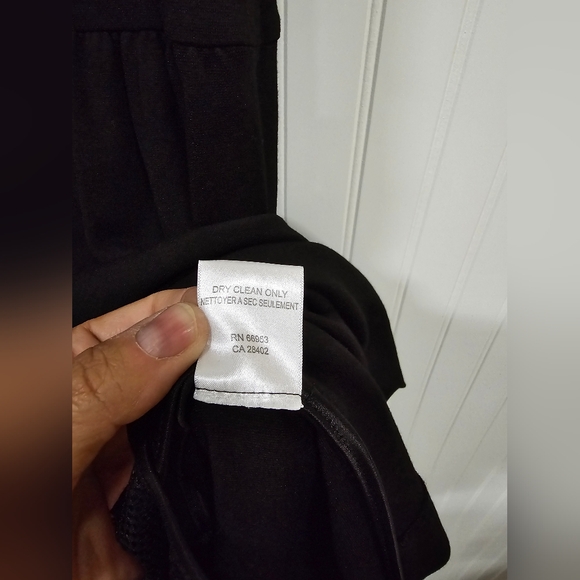 Cynthia Steefe Black Dress w/Pockets - Picture 9 of 10